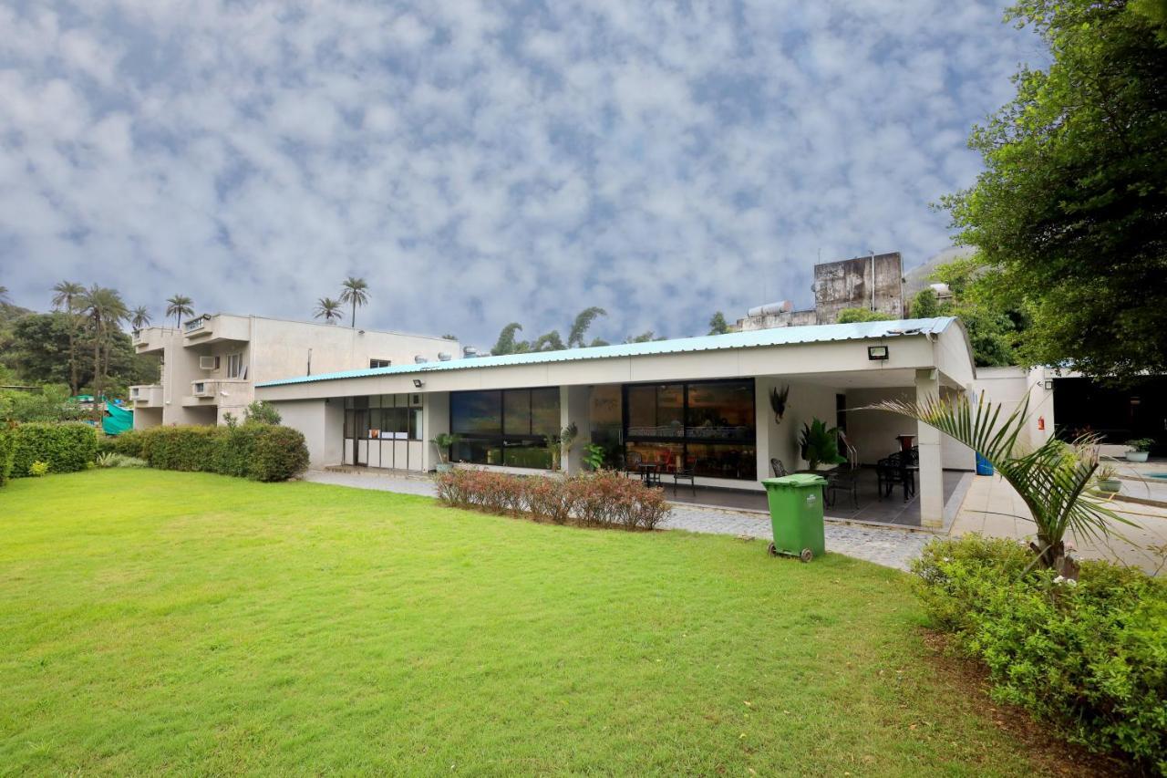 Hummingbird Resort Mount Abu Exterior photo