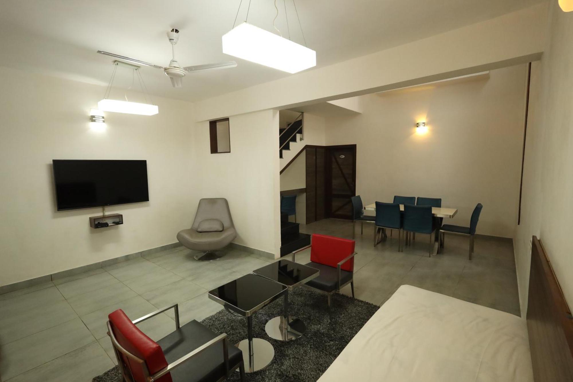 Hummingbird Resort Mount Abu Exterior photo